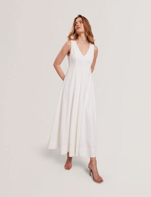 SLEEVELESS V-NECK PLEATED MAXI DRESS | WHITE