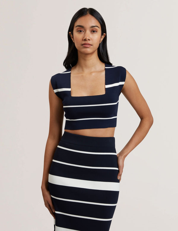 ELLLE | NAVY