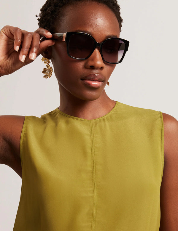 LINIA | NOIR