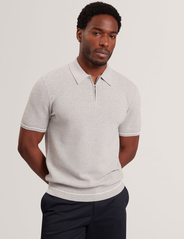 DECKERS | GREY