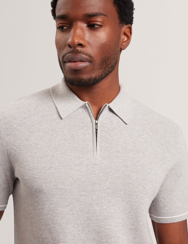 DECKERS | GREY