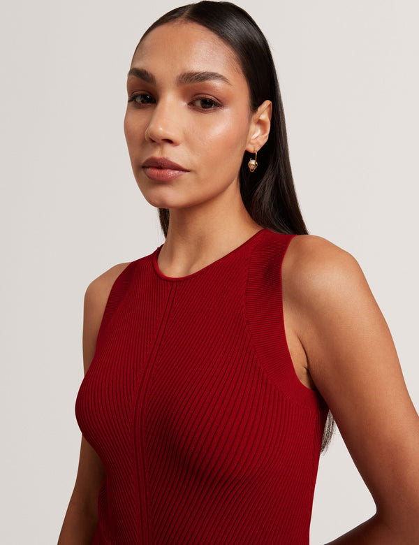IZENY | ROUGE FONCÉ