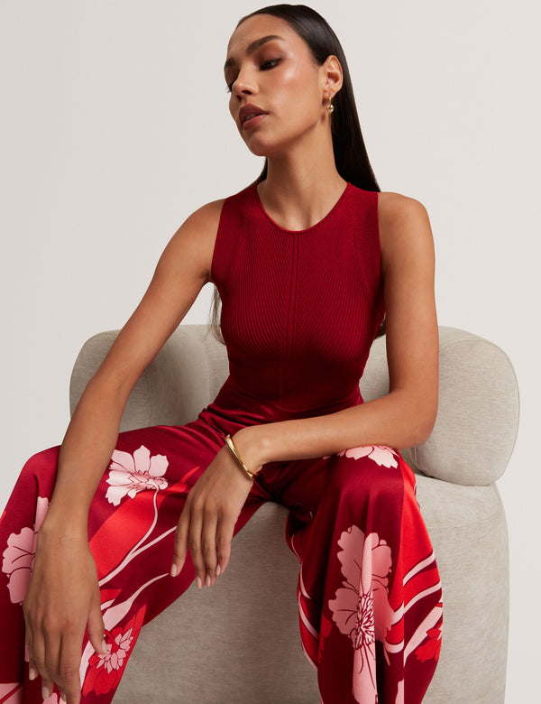 IZENY | ROUGE FONCÉ