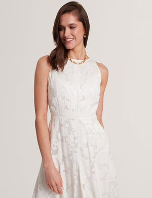 LEESAA | WHITE