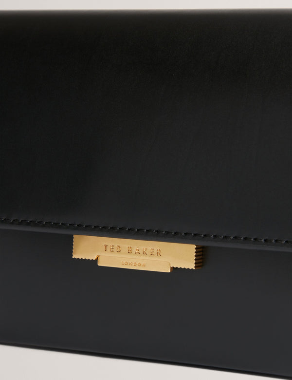 KKASA | BLACK